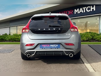 Used Volvo V40 2017 for sale - 76324053: Photo 4