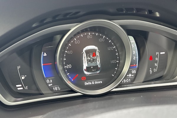 Used Volvo V40 2017 for sale - 76324053: Photo 56