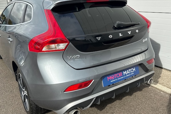 Used Volvo V40 2017 for sale - 76324053: Photo 8