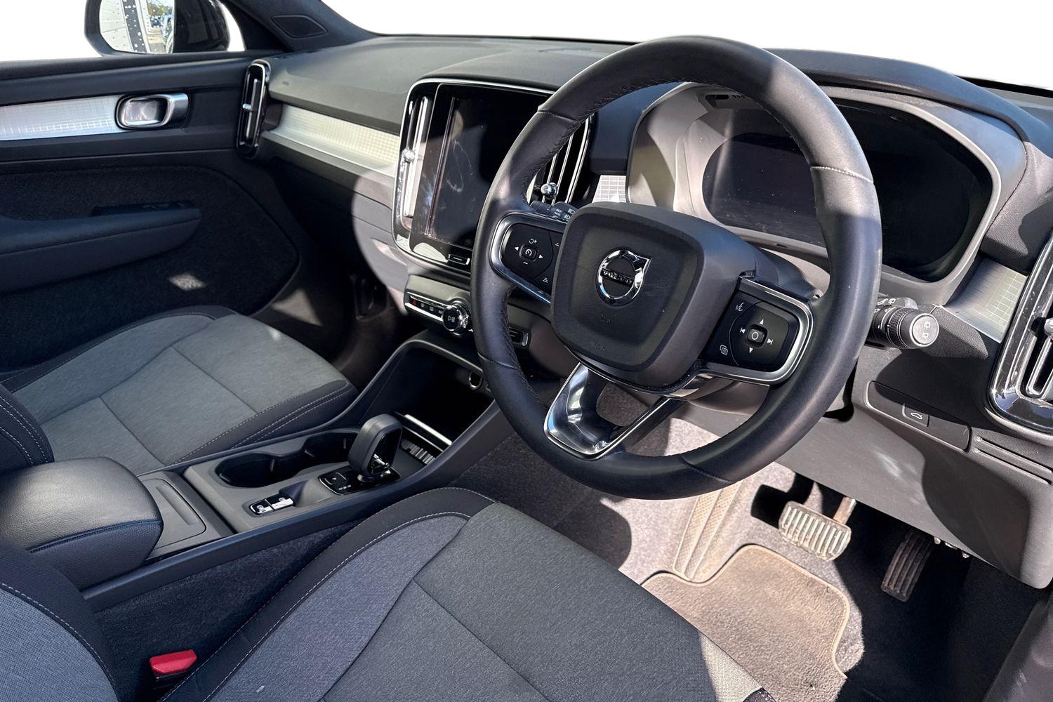 Used Volvo XC40 2023 for sale - 78029327: Photo 14