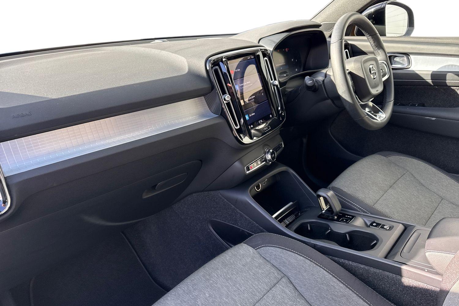 Used Volvo XC40 2023 for sale - 78029327: Photo 15