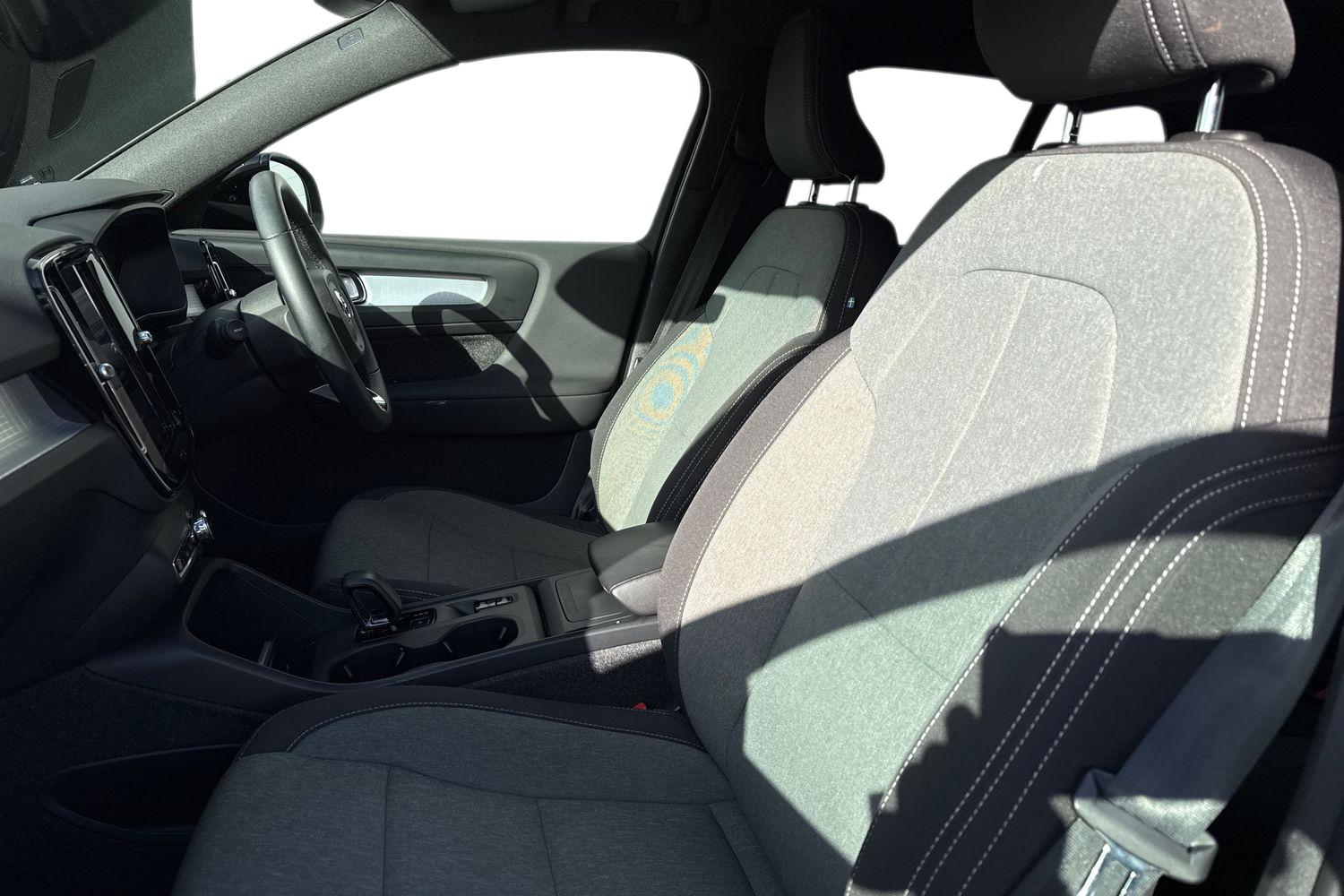 Used Volvo XC40 2023 for sale - 78029327: Photo 16