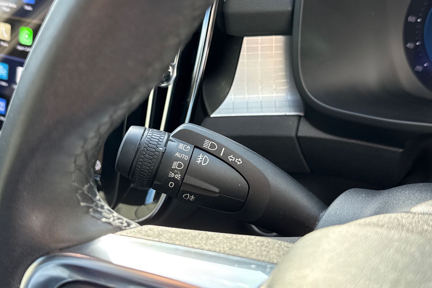 Used Volvo XC40 2023 for sale - 78029327: Photo 53