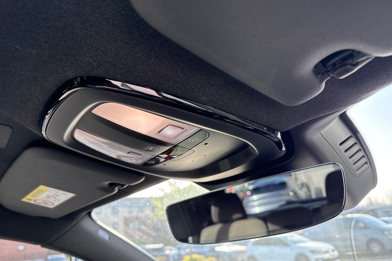 Used Volvo XC40 2023 for sale - 78029327: Photo 57