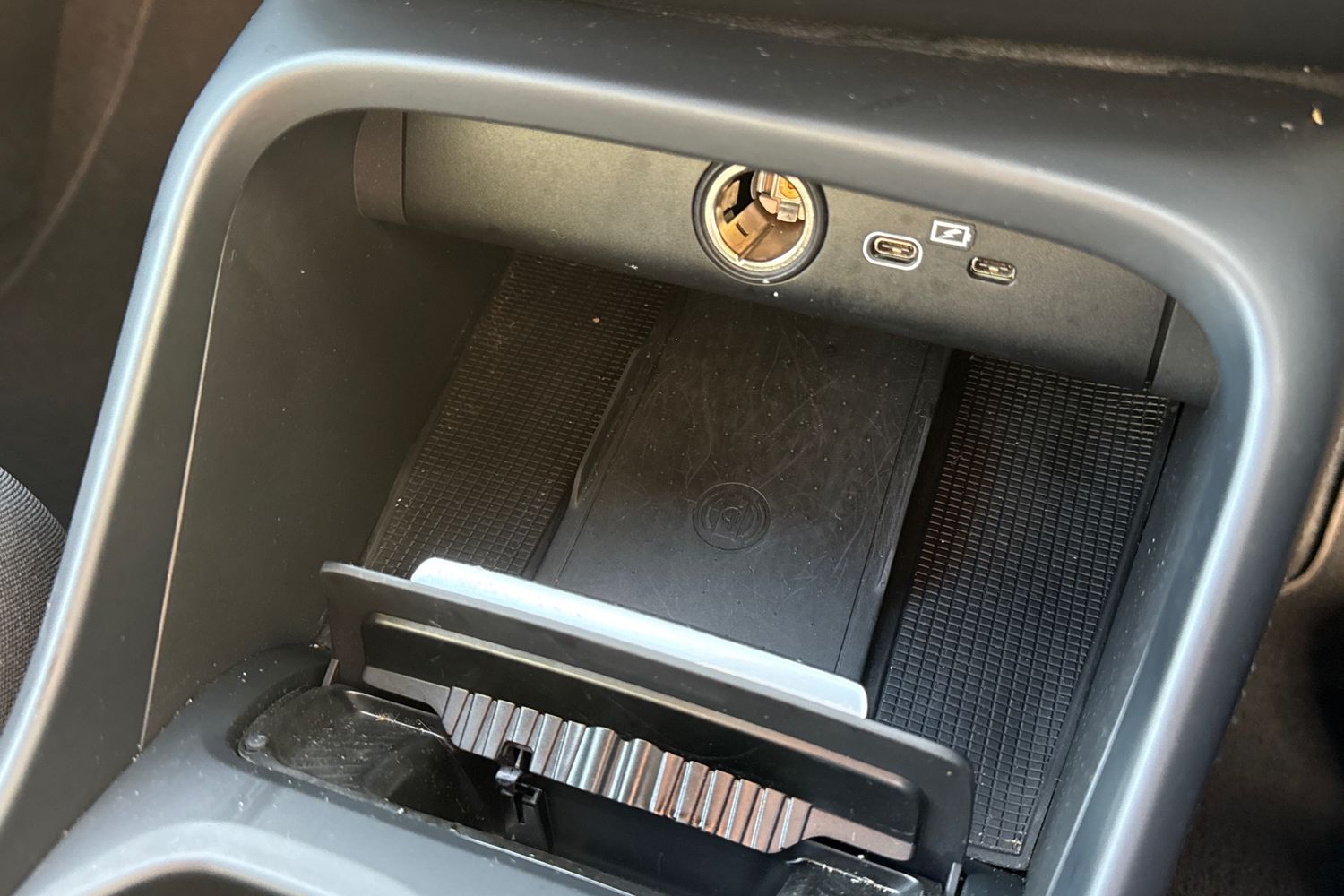 Used Volvo XC40 2023 for sale - 78029327: Photo 58