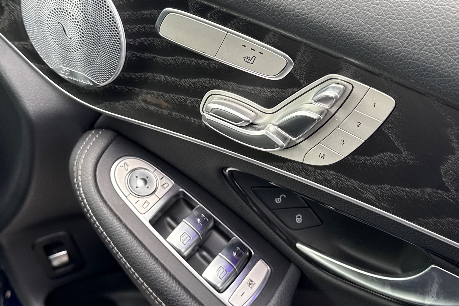 Used Mercedes-Benz GLC 2019 for sale - 77842888: Photo 42