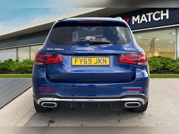 Used Mercedes-Benz GLC 2019 for sale - 77842888: Photo