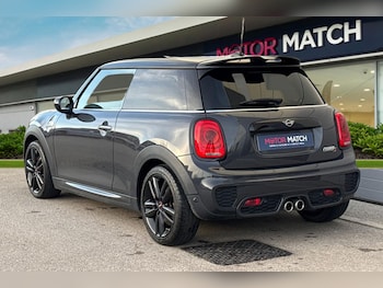 Used MINI Hatch 2019 for sale - 76581605: Photo