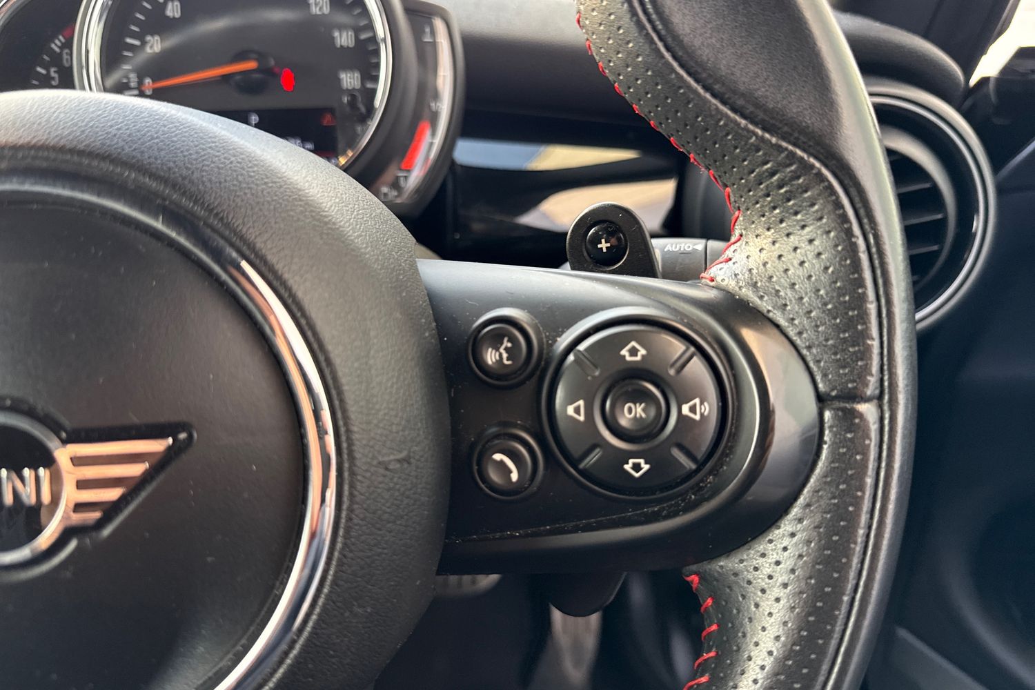 Used MINI Hatch 2019 for sale - 76581605: Photo 58