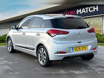 Used Hyundai i20 2015 for sale - 76805442: Photo