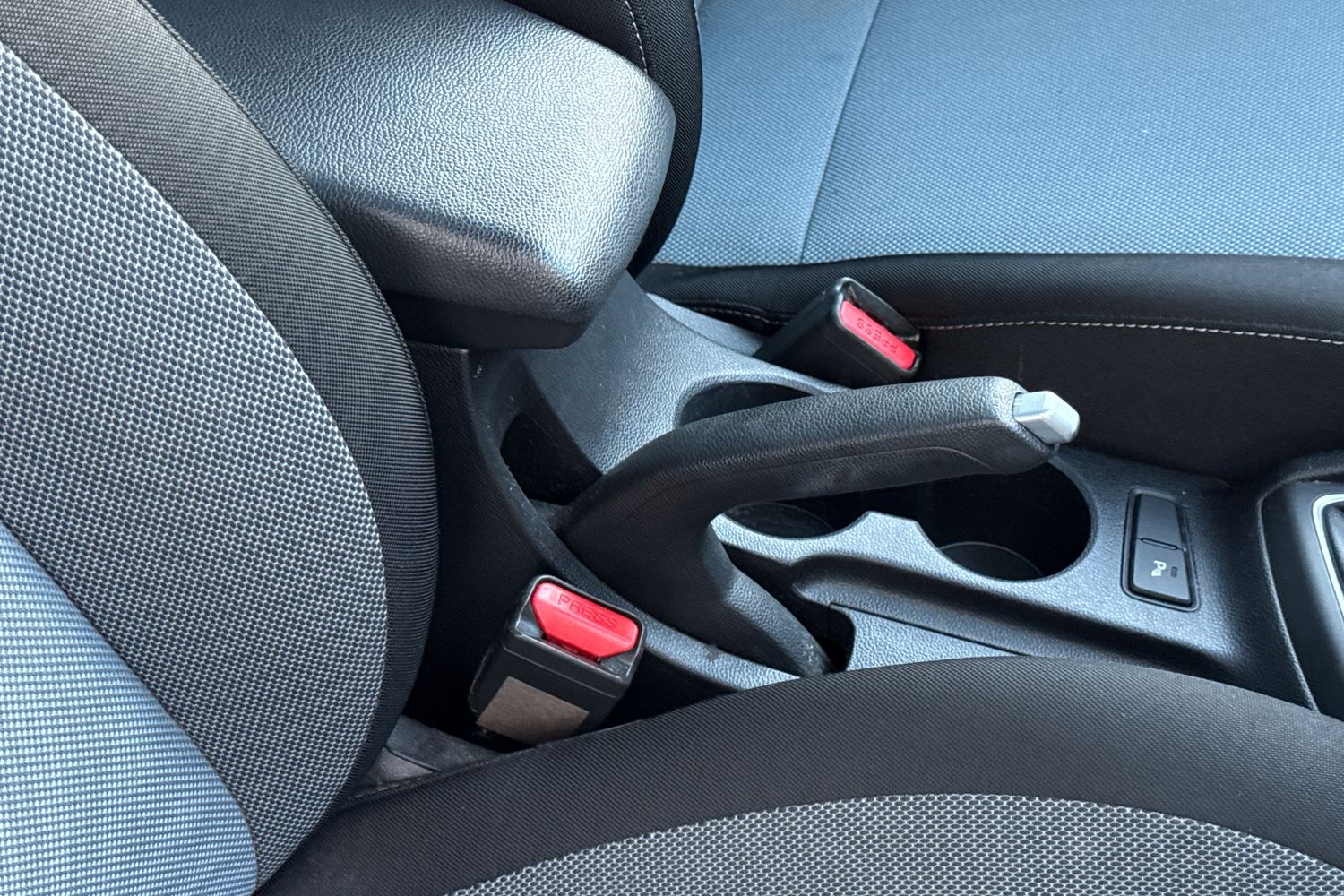 Used Hyundai i20 2015 for sale - 76805442: Photo 39