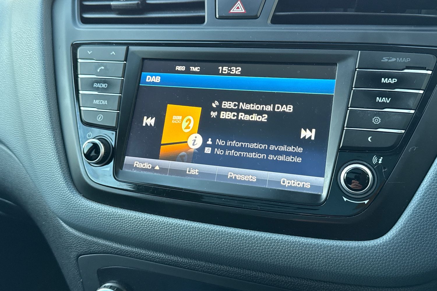 Used Hyundai i20 2015 for sale - 76805442: Photo 41