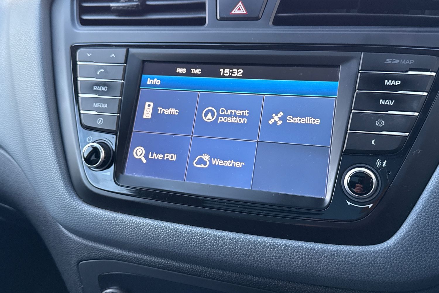 Used Hyundai i20 2015 for sale - 76805442: Photo 43