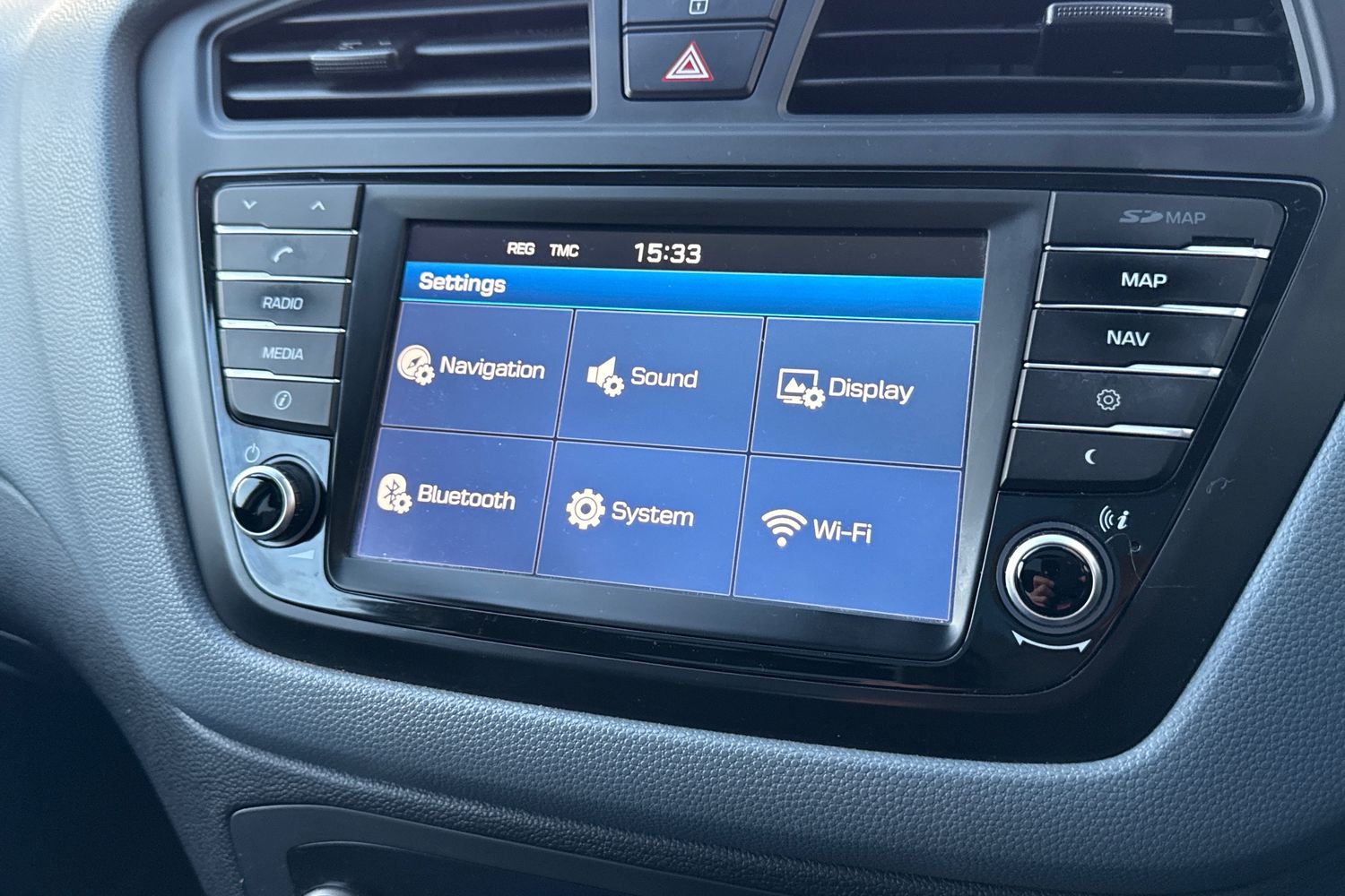 Used Hyundai i20 2015 for sale - 76805442: Photo 44