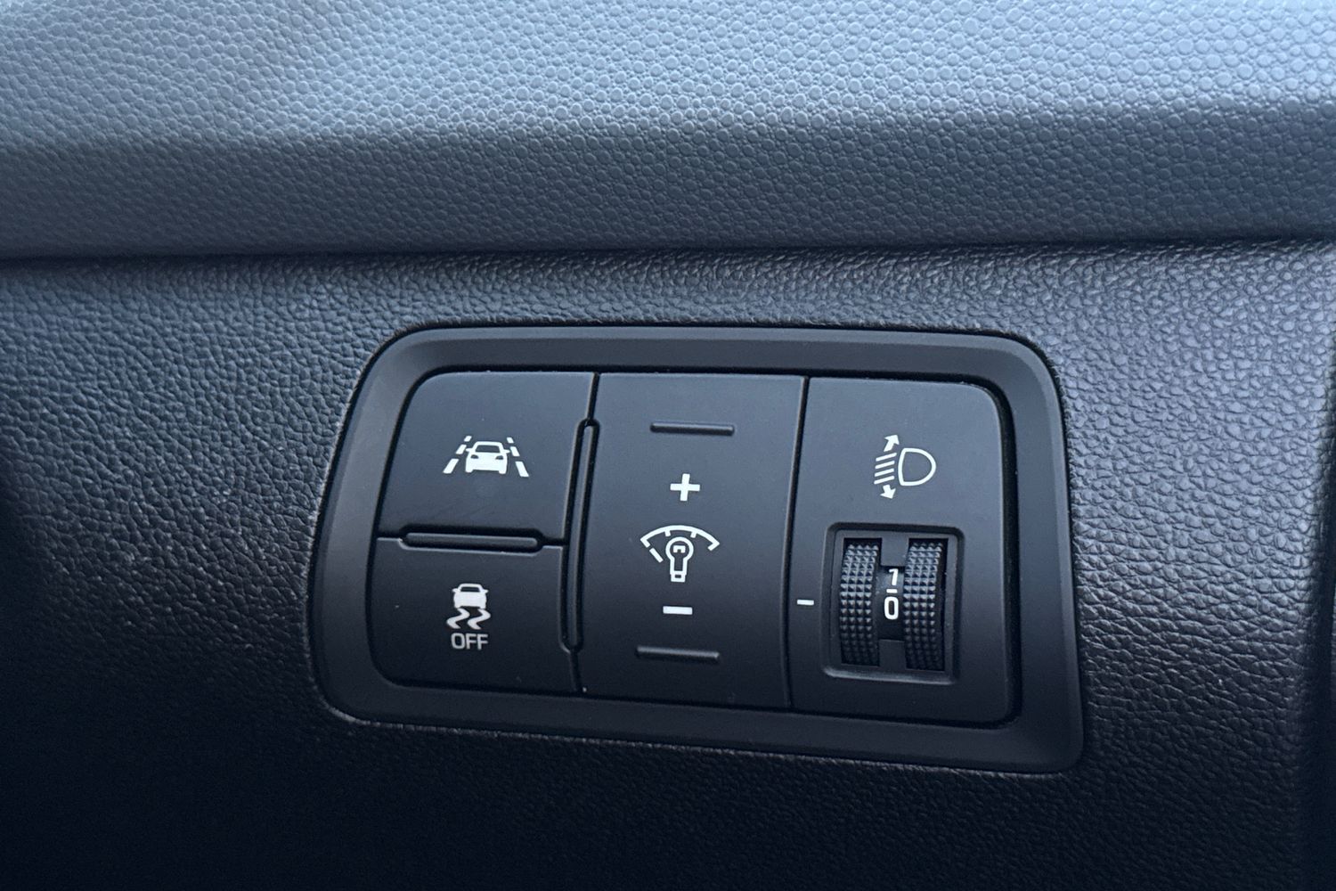 Used Hyundai i20 2015 for sale - 76805442: Photo 54