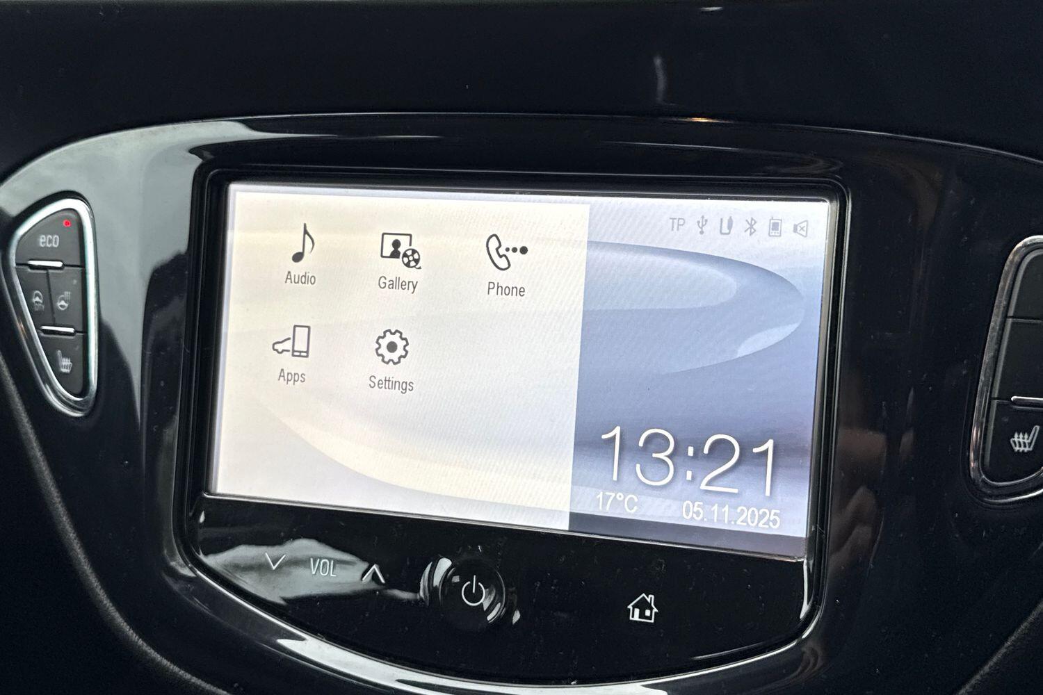 Used Vauxhall Corsa 2015 for sale - 76495117: Photo 11