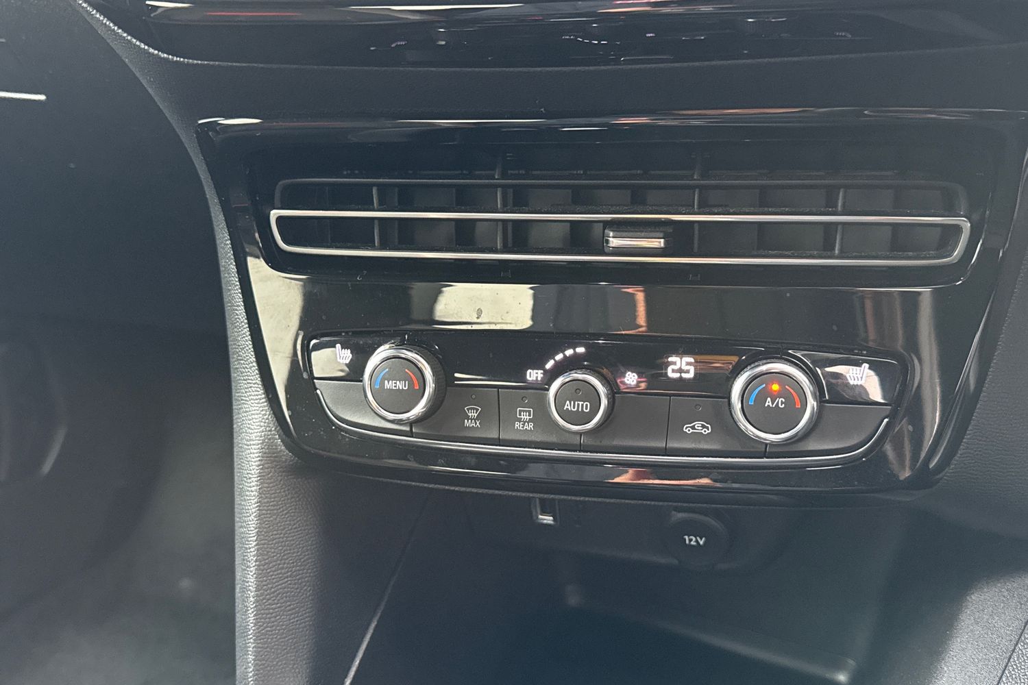 Used Vauxhall Mokka 2022 for sale - 77368351: Photo 22