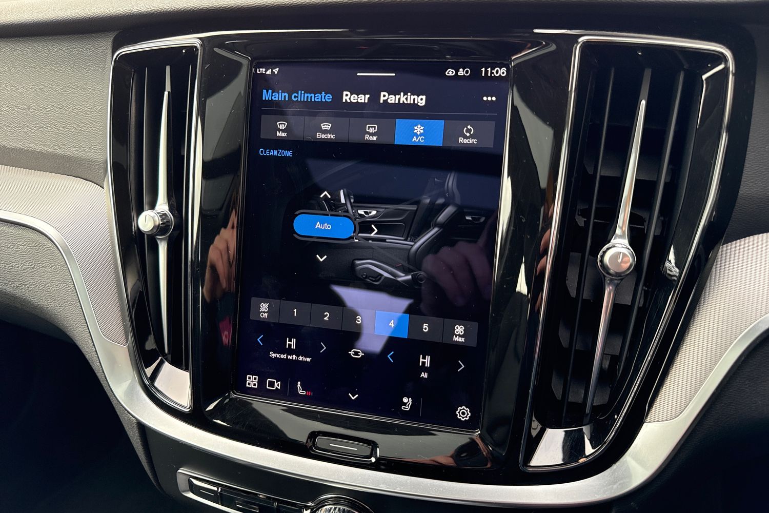 Used Volvo S60 2023 for sale - 77535347: Photo 22