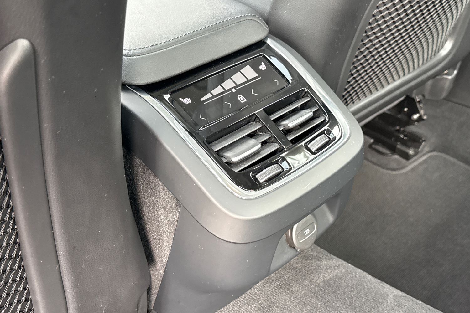 Used Volvo S60 2023 for sale - 77535347: Photo 33