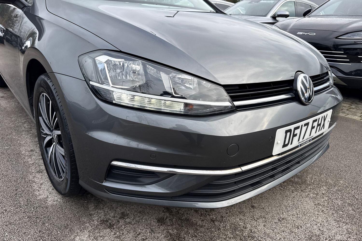 Used Volkswagen Golf 2017 for sale - 77620491: Photo 16