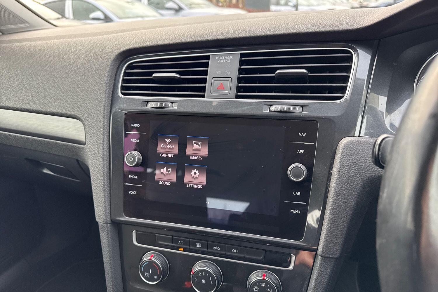 Used Volkswagen Golf 2017 for sale - 77620491: Photo 36