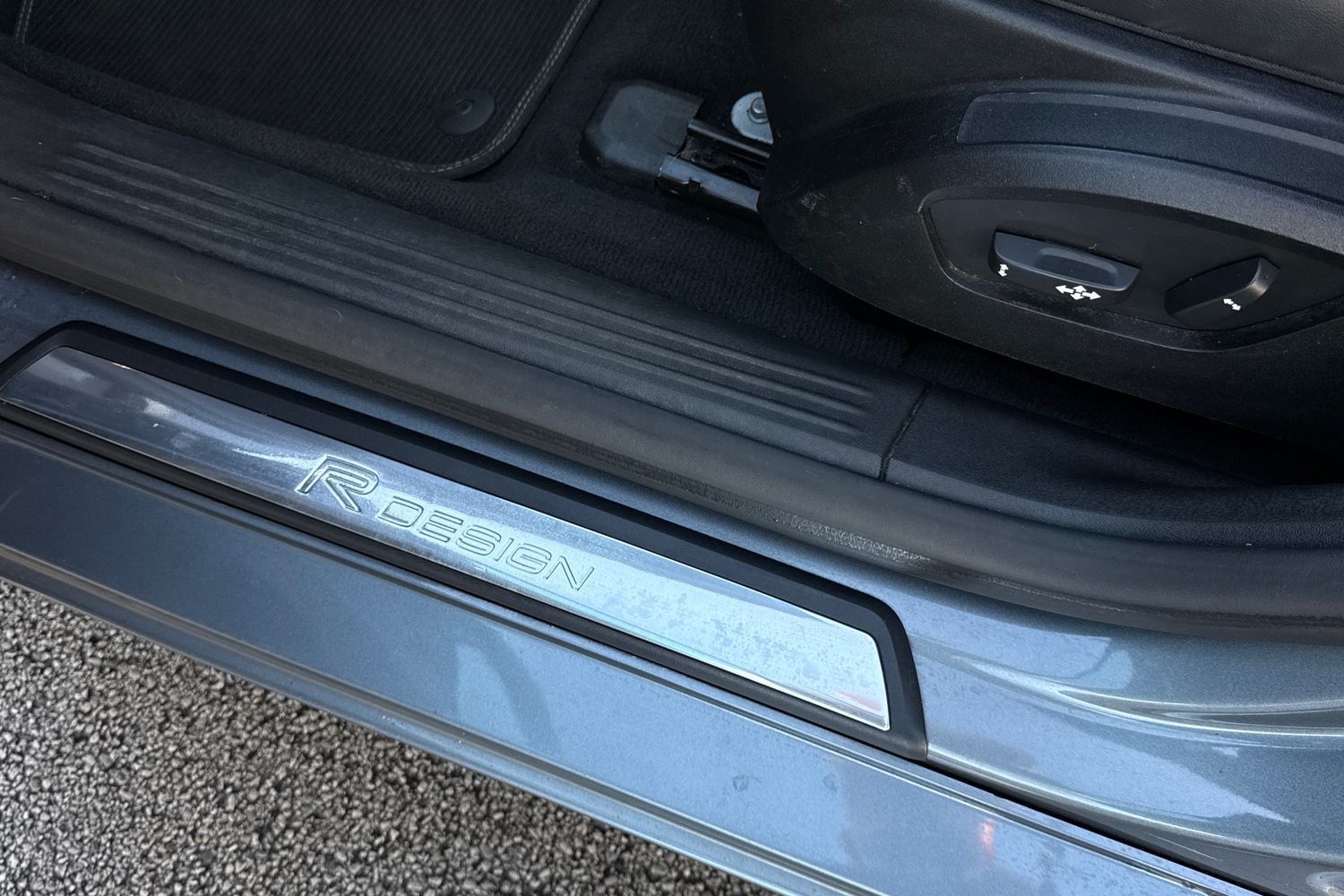 Used Volvo V40 2019 for sale - 77011409: Photo 35