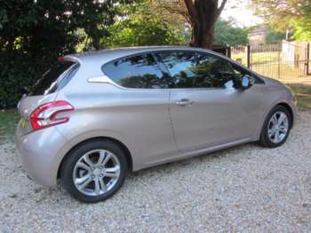 Used Peugeot 208 2012 for sale - 74932375: Photo
