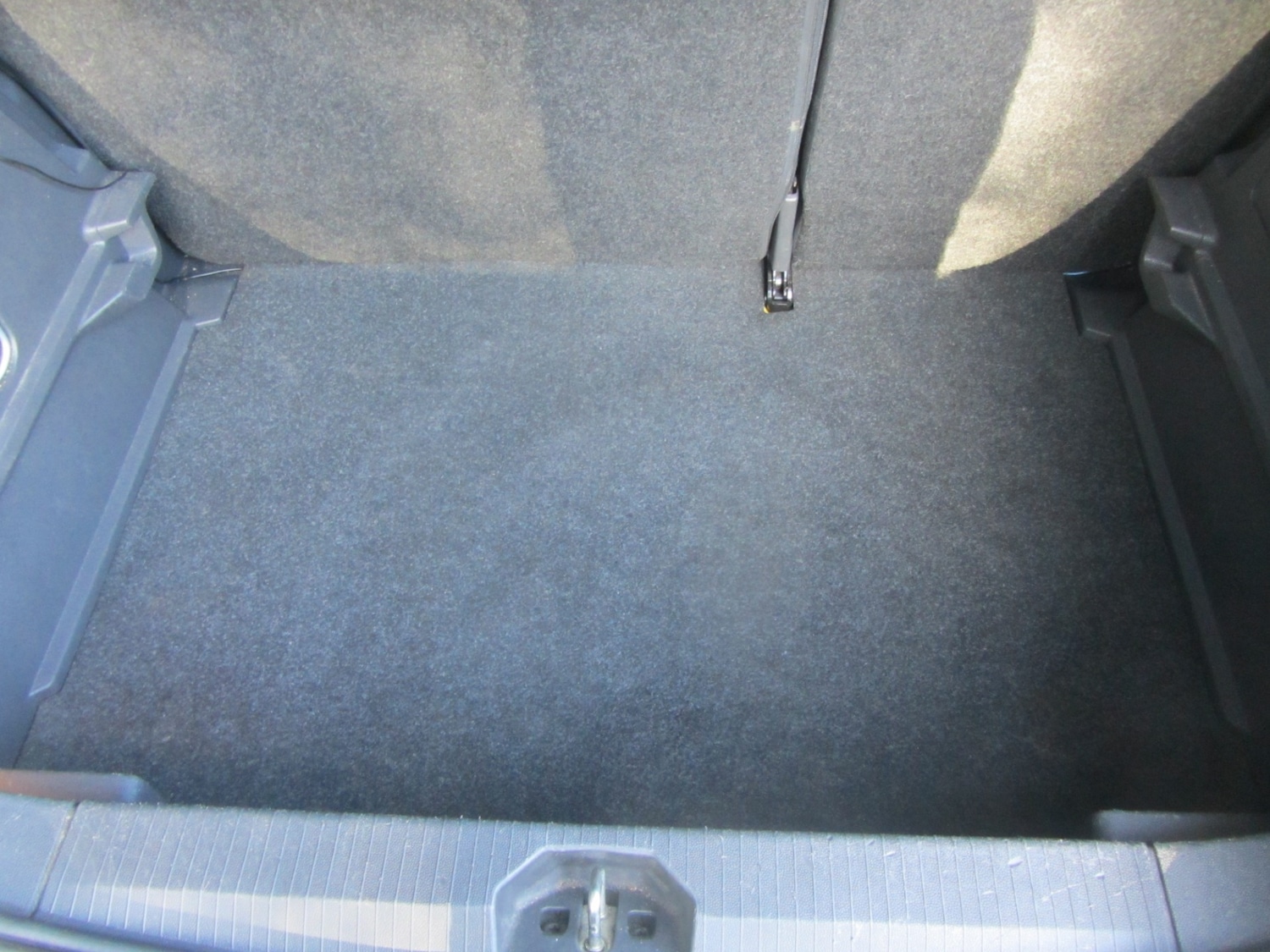 Used Vauxhall Corsa 2009 for sale - 76392364: Photo 4