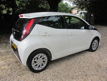 Used Toyota AYGO 2019 for sale - 78565255: Photo