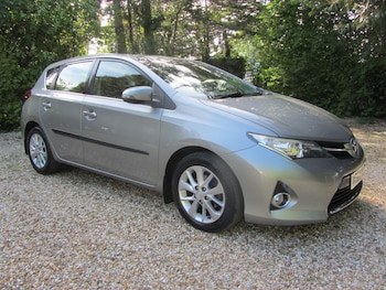 Used Toyota Auris 2013 for sale - 78434339: Photo