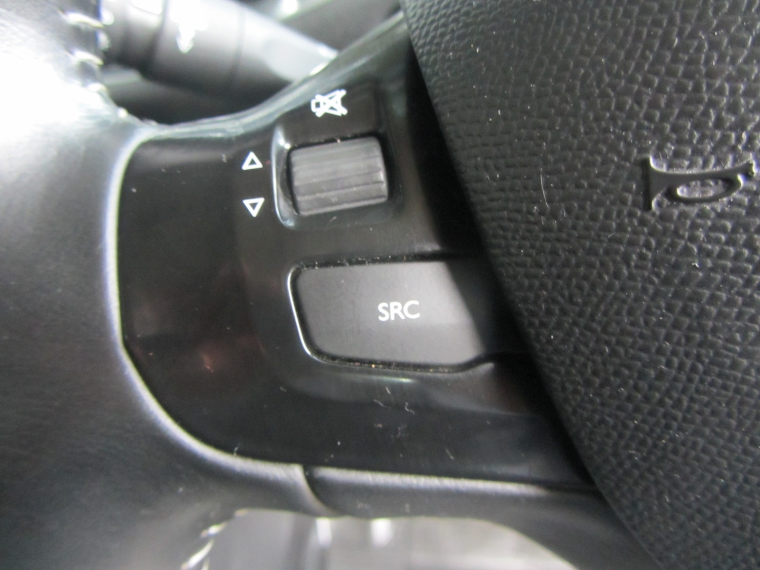 Used Peugeot 308 2018 for sale - 77318625: Photo 12