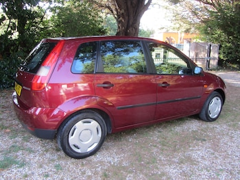 Used Ford Fiesta 2002 for sale - 75528454: Photo