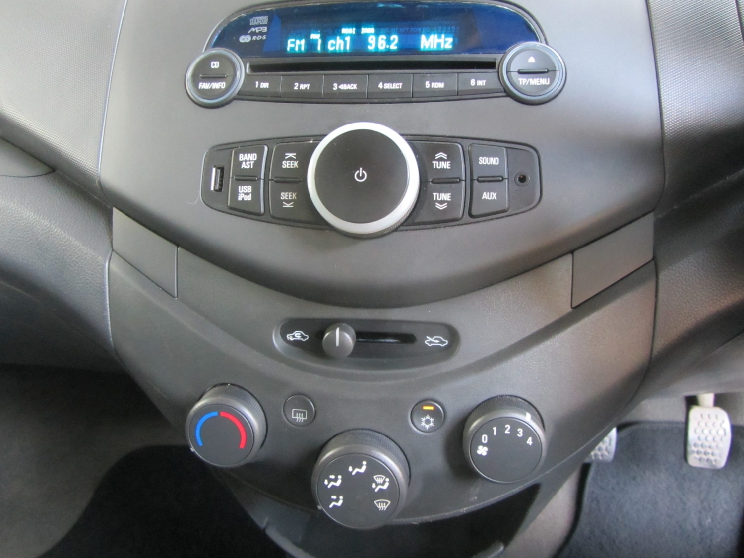 Used Chevrolet Spark 2012 for sale - 75912469: Photo 10