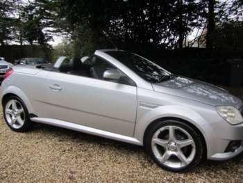 2006 (56) - 2006/7 1.4i (16V) 'EXCLUSIVE'' HARD TOP CONVERTIBLE. 2-Door