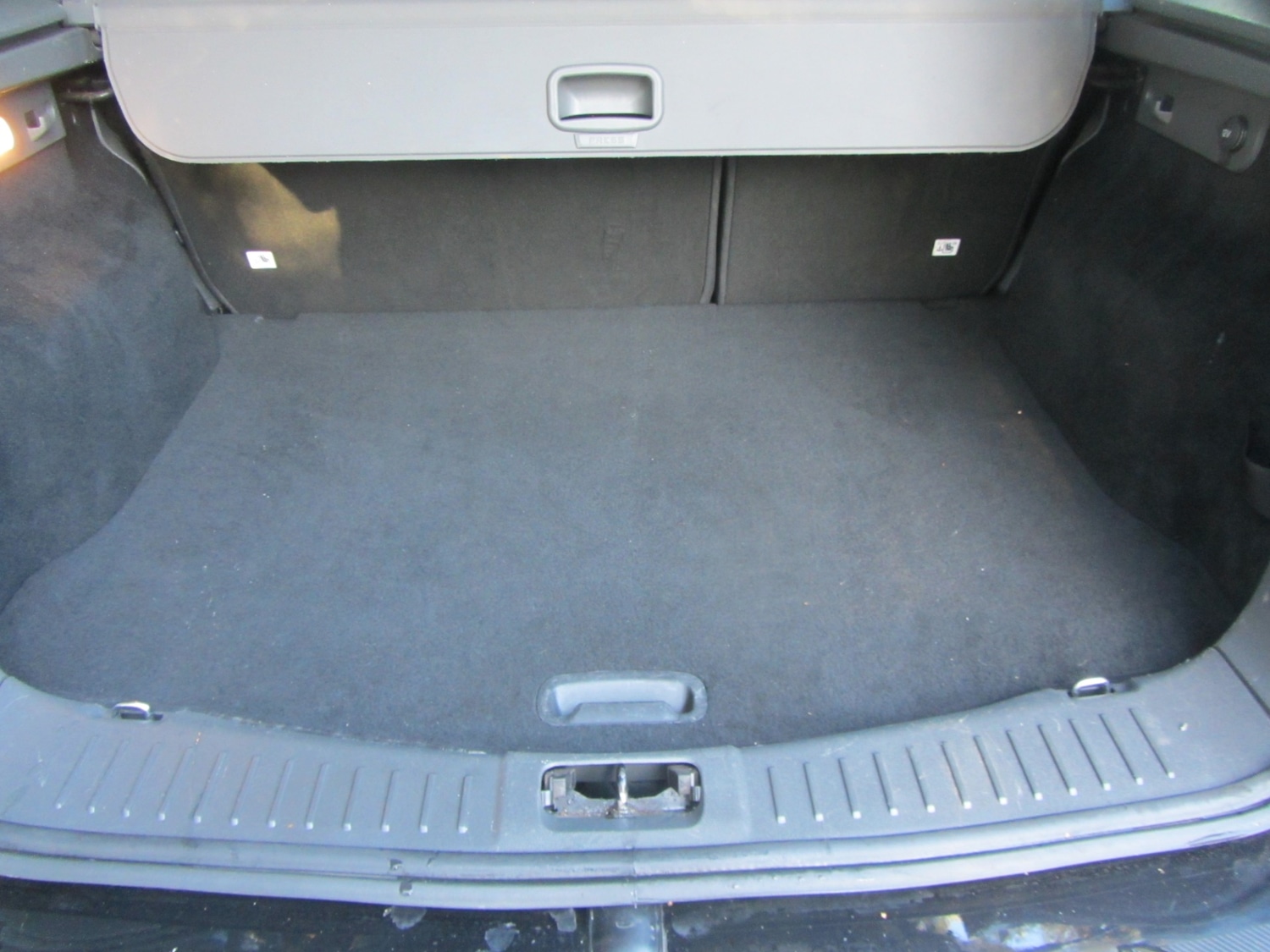 Used Ford Kuga 2009 for sale - 77052109: Photo 4