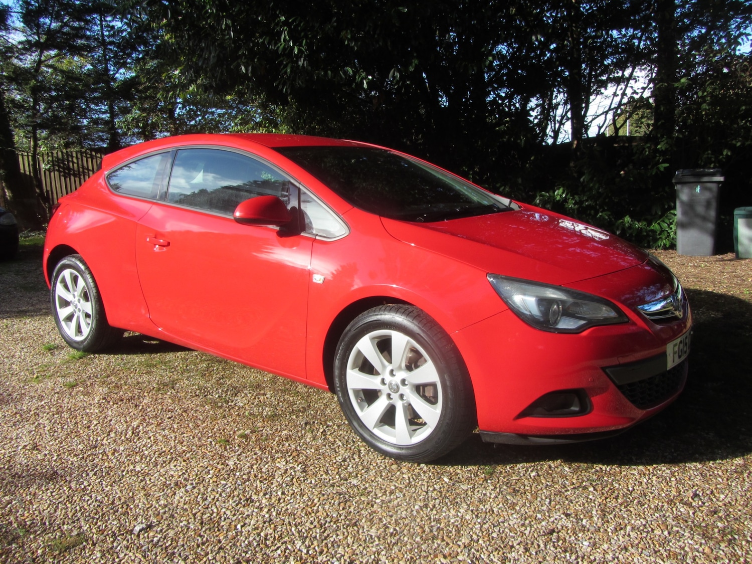 Used Vauxhall Astra GTC 2015 for sale - 76436685: Photo 1