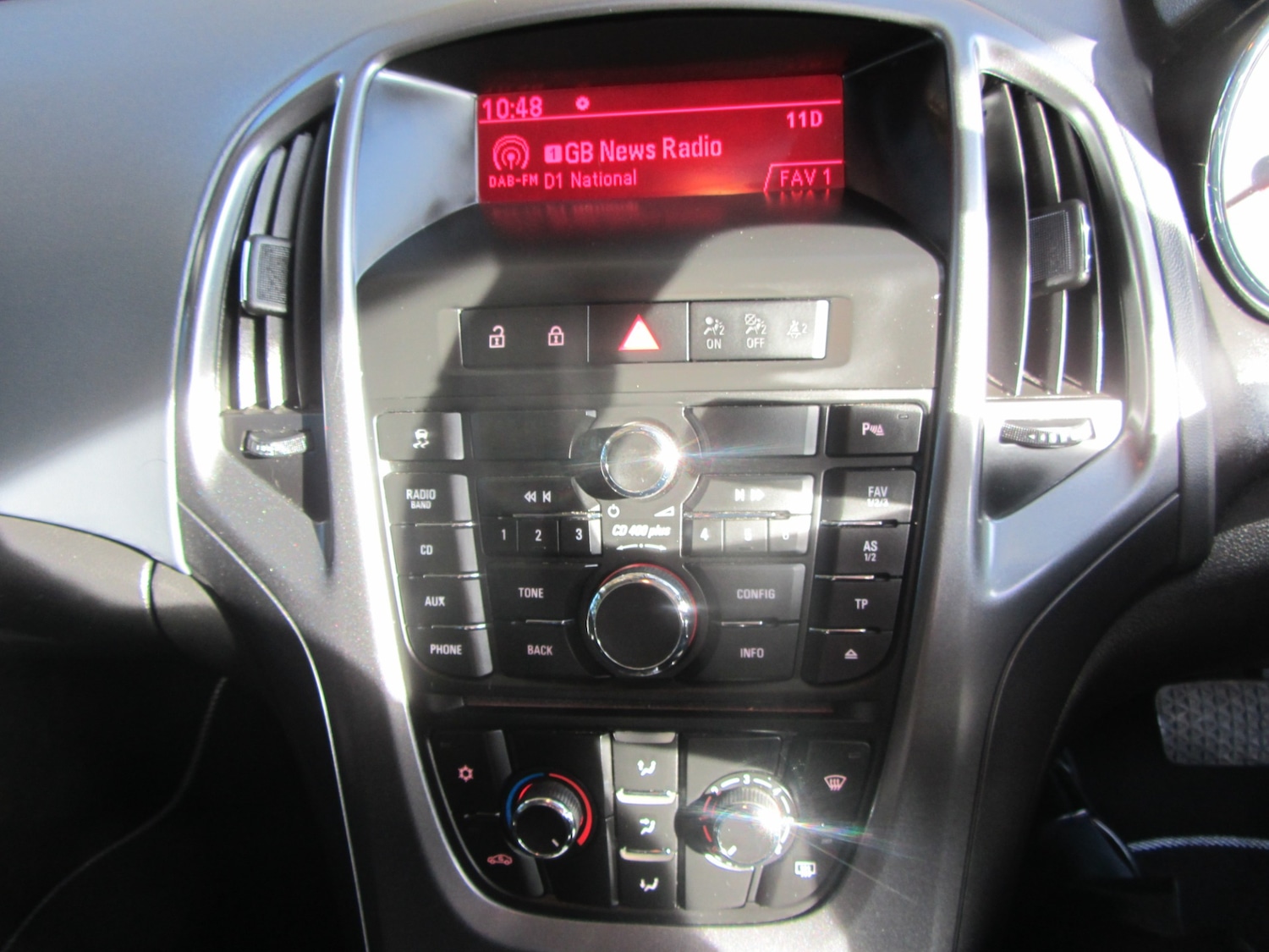 Used Vauxhall Astra GTC 2015 for sale - 76436685: Photo 12