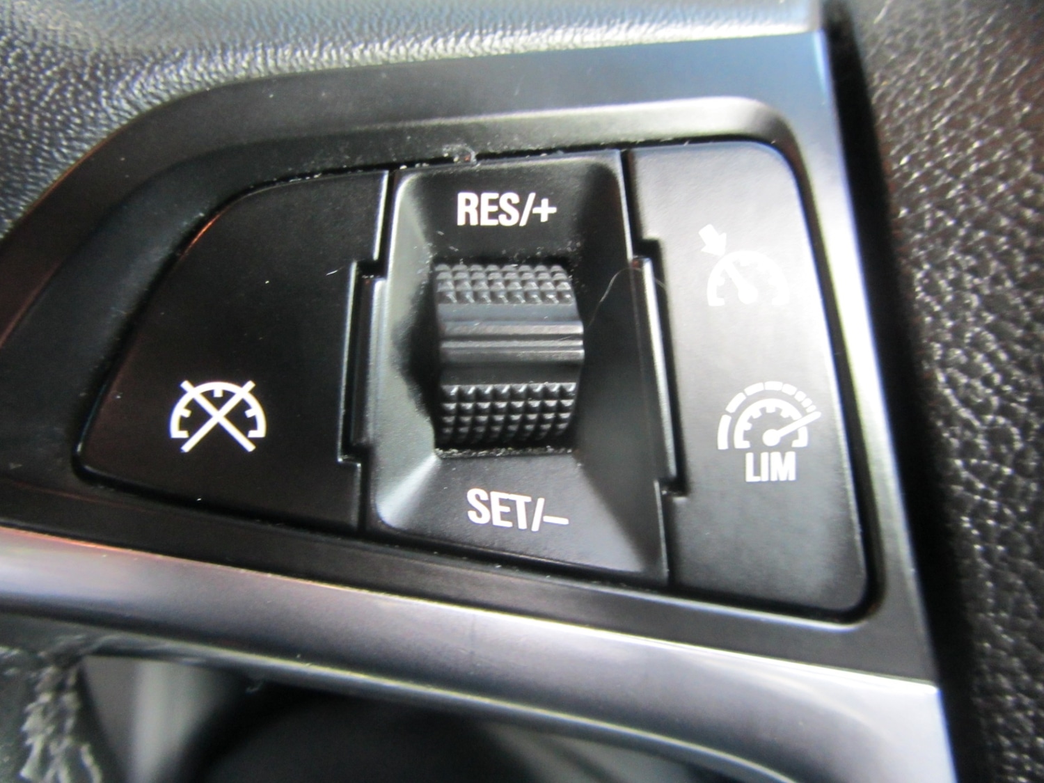 Used Vauxhall Astra GTC 2015 for sale - 76436685: Photo 13