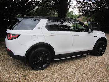 Used Land Rover Discovery Sport 2016 for sale - 78804505: Photo