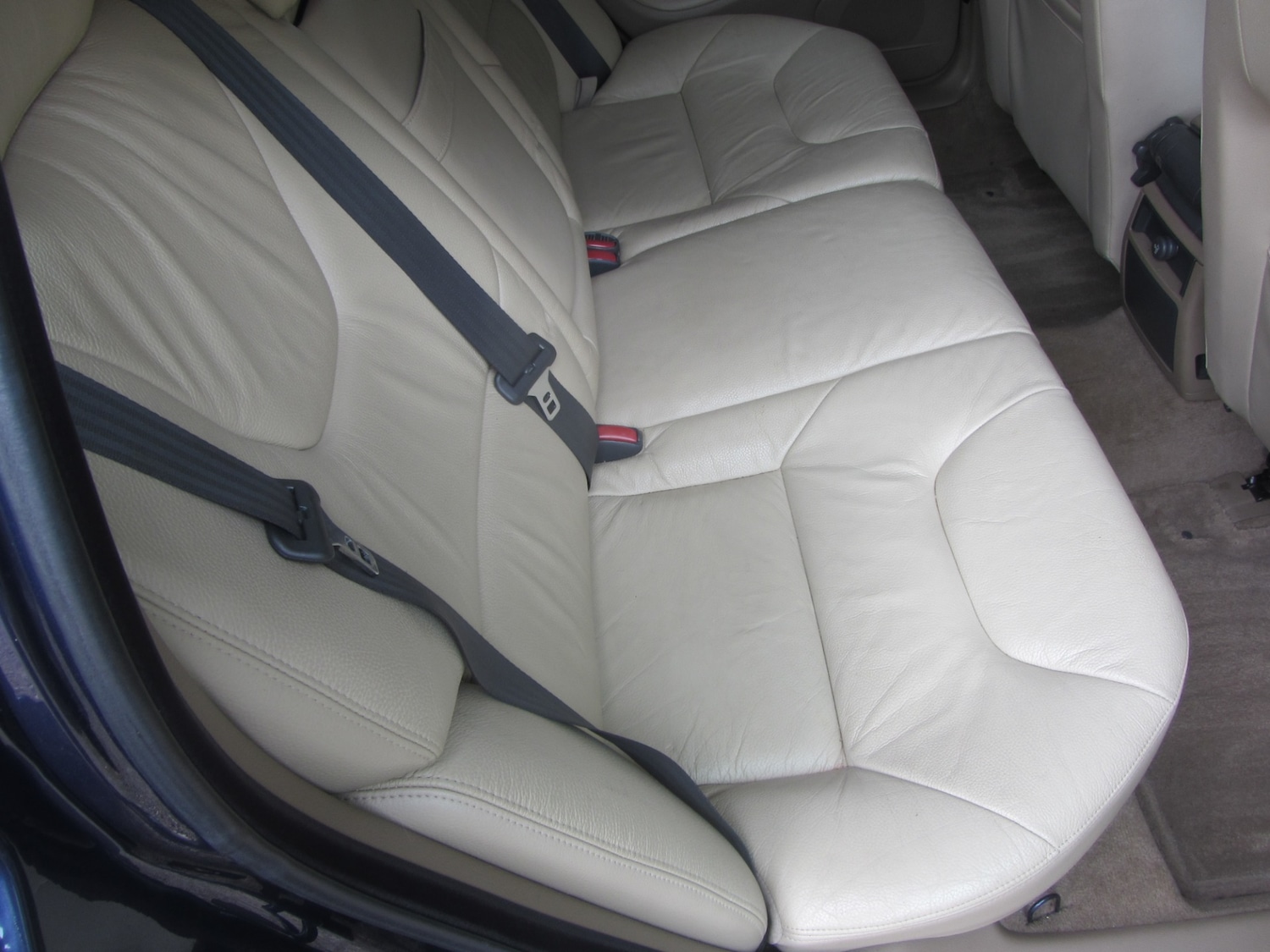 Used Volvo V70 2003 for sale - 78132672: Photo 14