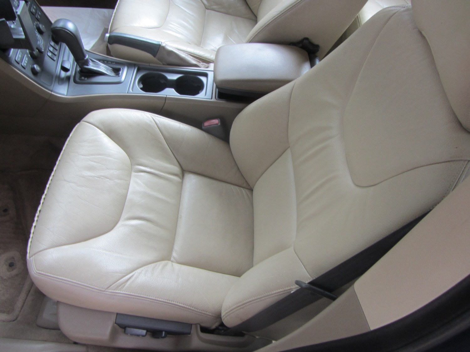 Used Volvo V70 2003 for sale - 78132672: Photo 16