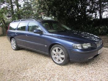 Used Volvo V70 2003 for sale - 78132672: Photo