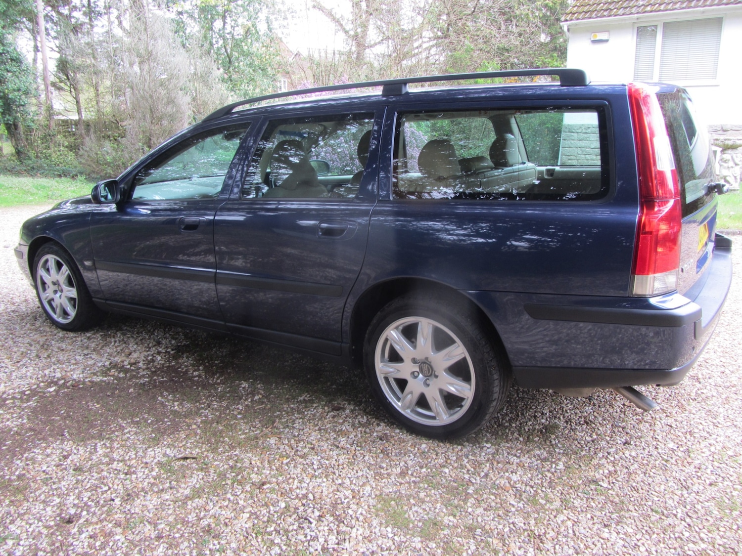 Used Volvo V70 2003 for sale - 78132672: Photo 5