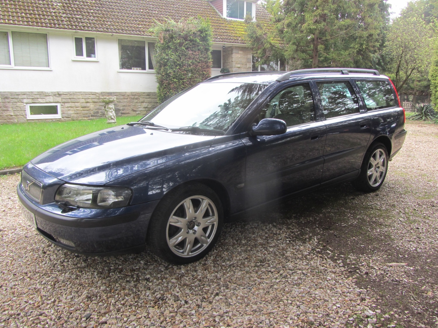 Used Volvo V70 2003 for sale - 78132672: Photo 6