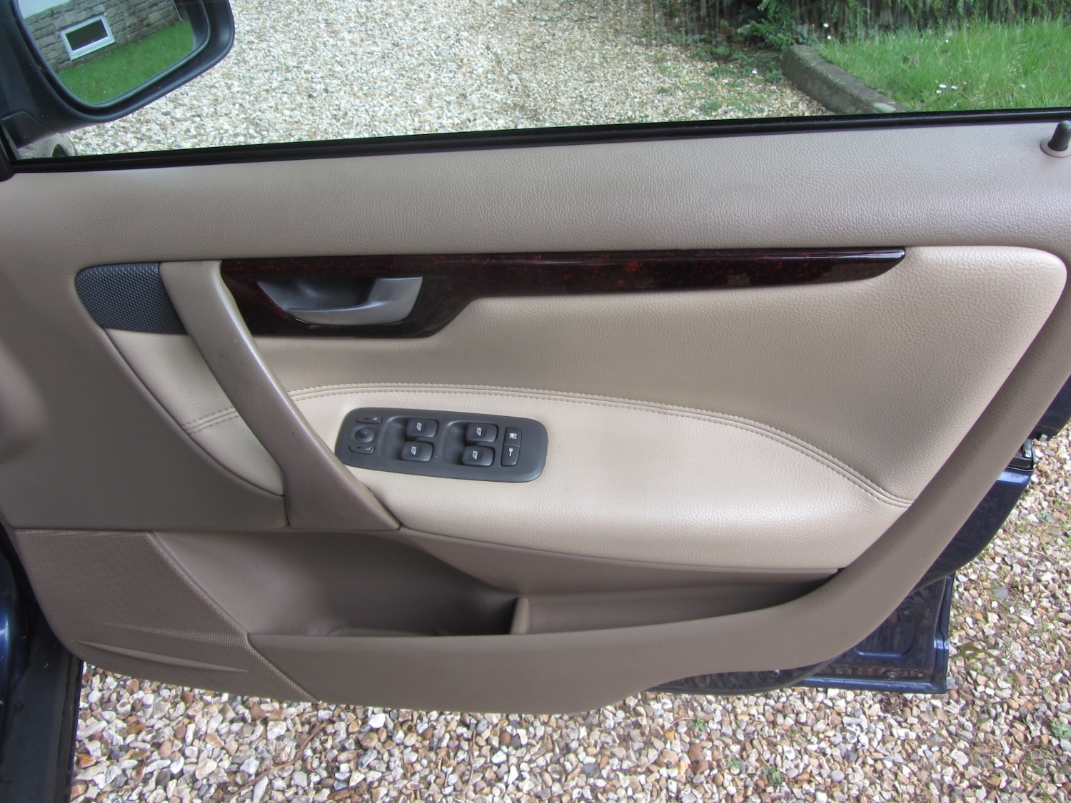 Used Volvo V70 2003 for sale - 78132672: Photo 7