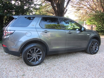 Used Land Rover Discovery Sport 2016 for sale - 78525918: Photo
