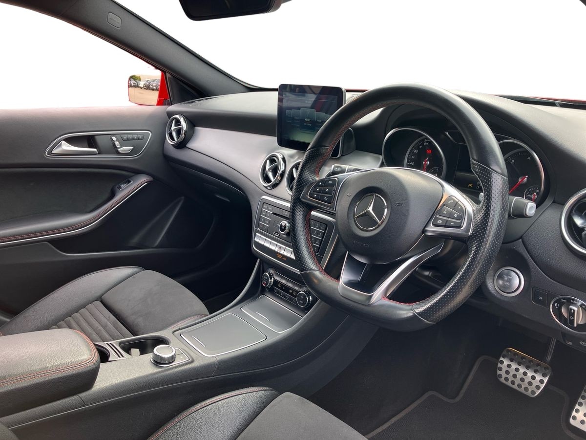 Used Mercedes-Benz GLA 2017 for sale - 76577550: Photo 9