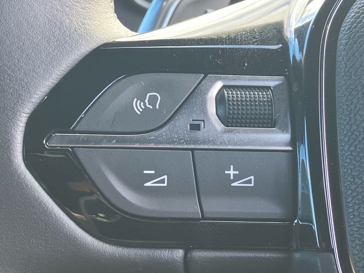 Used Peugeot 2008 2025 for sale - 77148819: Photo 16