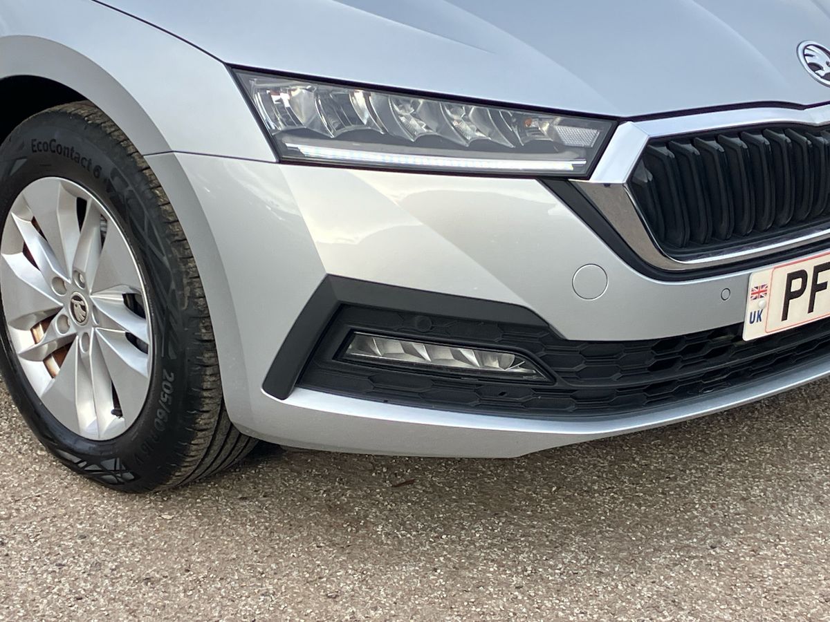 Used Skoda Octavia 2021 for sale - 76330750: Photo 32