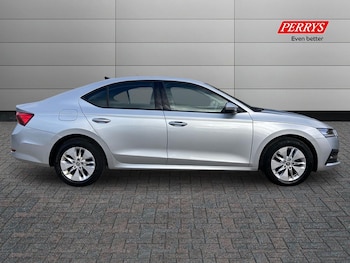 Used Skoda Octavia 2021 for sale - 76330750: Photo